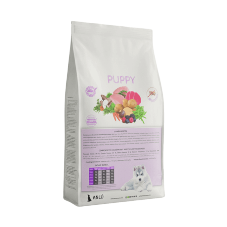Pienso Cachorros Sin Cereales Anlú Puppy Pollo y Atún. Saco morado con Husky.