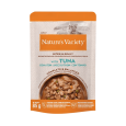 Envase de Nature's Variety Bocaditos en Salsa de Atún 85gr Grain Free para gatos, comida húmeda completa con atún.