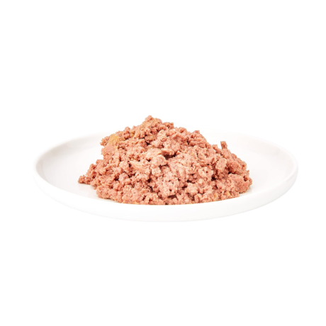 Lata de Comida Húmeda MjAMjAM de Corazones de Pollo y Ternera para gatos, con textura paté y receta sin cereales.