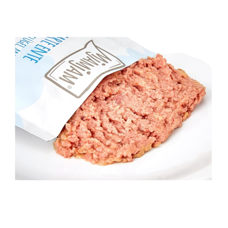 Lata de Comida Húmeda MjAMjAM de Pato y Aves de corral con Zanahorias para gatos, con textura paté y receta sin cereales.