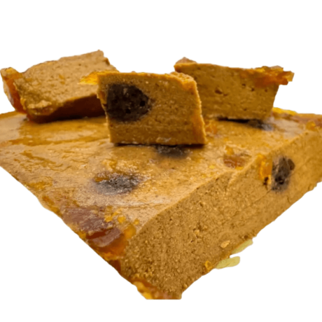 Porción del Turrón de Navidad Dibaq Sense para perros: snack festivo, suave y sin cereales.