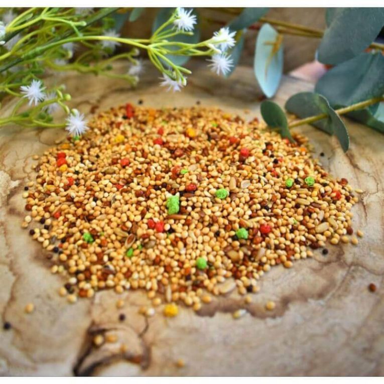 Mixtura para periquitos con mijo alpiste y semillas seleccionadas de alta calidad