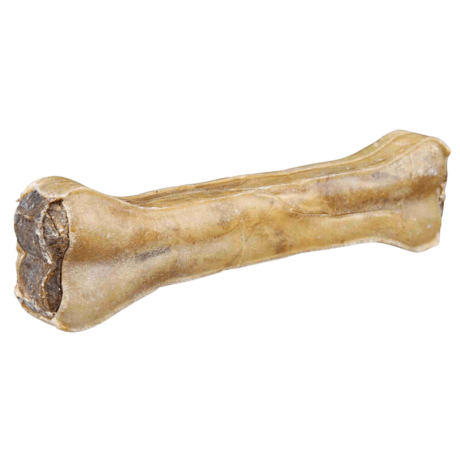 ¿Por qué elegir Huesos Rellenos con Toro? Masticación prolongada y entretenida: La piel natural deshidratada, combinada con el relleno de toro, proporciona a tu perro horas de diversión y entretenimiento mientras satisface su instinto natural de masticar. Esto ayuda a reducir el aburrimiento y la ansiedad, previniendo comportamientos destructivos. Fuente de proteína de alta calidad: El nervio de toro es rico en proteínas, un nutriente esencial para el desarrollo y mantenimiento de la masa muscular de tu perro. Promueven la higiene bucal: La masticación prolongada ayuda a limpiar los dientes y reducir la acumulación de placa y sarro, previniendo enfermedades periodontales y mal aliento. Naturales y seguros: Elaborados con piel natural cruda y nervio de toro, estos snacks son una opción segura y natural para tu perro. Ideales para todas las razas y tamaños: Disponibles en tamaño de 12 cm y 60 gramos, estos huesos rellenos son adecuados para perros de todas las razas y tamaños. Complemento ideal para la educación en positivo: Los snacks son una herramienta fundamental en la educación en positivo de tu perro. Utiliza los Huesos Rellenos con Toro como premio para reforzar conductas positivas y fortalecer el vínculo entre tú y tu mascota.