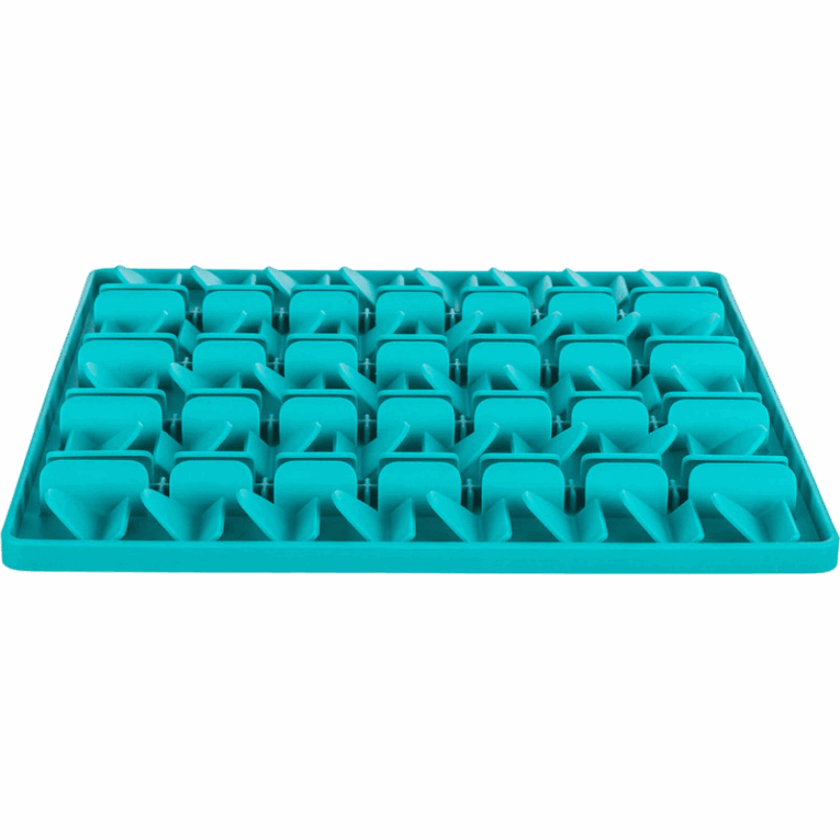 Vista cenital del mantel Trixie Lick'n'Snack de 30cm con un diseño de cuadrícula o rejilla uniforme de obstáculos triangulares, de color turquesa brillante.