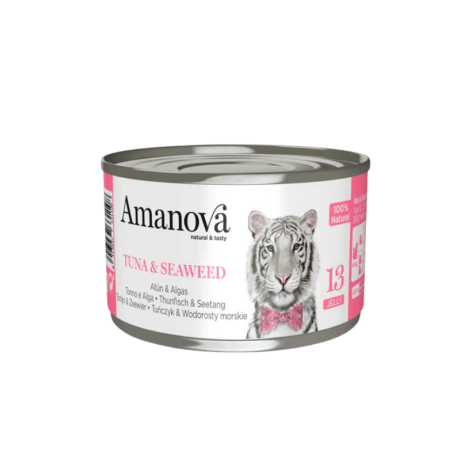 Composición Atún 55% Algas marinas 1% Agentes gelificantes 1,40% Agua 42,60% Componentes analíticos Proteína bruta 10% Grasa bruta 1% Fibra bruta 1% Ceniza bruta 1% Humedad 85% ¡Mima a tu gato con el sabor del océano y los nutrientes esenciales de Amanova Atún y Algas en Gelatina! Esta receta es la elección perfecta para gatos que buscan un alimento complementario delicioso y nutritivo, elaborado con ingredientes frescos y naturales. ¡Tu gato te lo agradecerá!