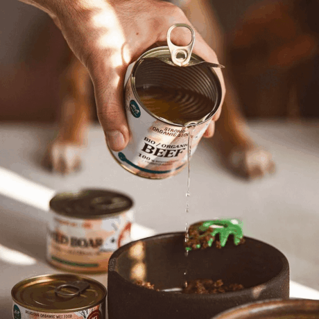 Caldo de huesos de ternera BIO Pet Farm Family Strong Organic Stock para perros