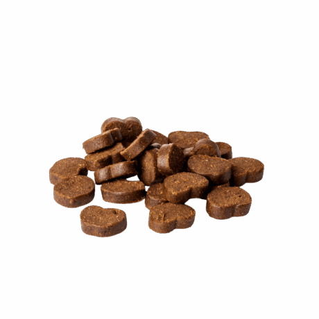 Bolsa de snacks funcionales Wild Balance Senior de ternera, con 91% de carne, diseñado para reforzar el sistema inmunitario de perros mayores.