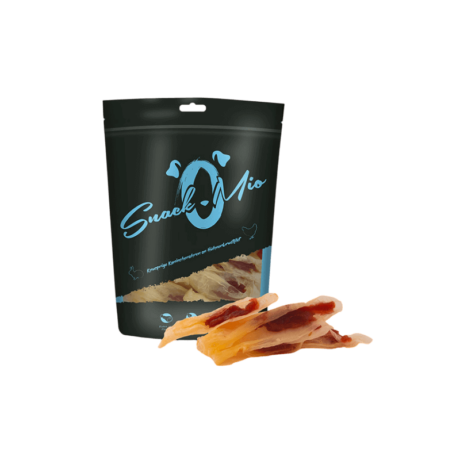 Composición y Componentes Analíticos: Composición: 65,5% oreja de conejo, 31,3% filete de pechuga de pollo, fécula de patata. Componentes analíticos: Proteína bruta 40%, contenido de grasa 3%, ceniza bruta 4,5%, fibra bruta 0,2%, humedad 21%. Recomendación de Alimentación: Administrar como refrigerio entre comidas. Proporcionar siempre suficiente agua potable fresca. SnackOMio: Amor y Bienestar en Cada Bocado