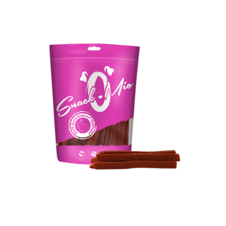 Composición y Componentes Analíticos: Composición: 96,8% filete de pechuga de conejo, almidón de patata. Componentes analíticos: Proteína bruta 45%, contenido de grasa 9%, ceniza bruta 4,5%, fibra bruta 0,2%, humedad 23%. Recomendación de Alimentación: Administrar como refrigerio entre comidas. Proporcionar siempre suficiente agua potable fresca. SnackOMio: Amor y Delicadeza en Cada Tira