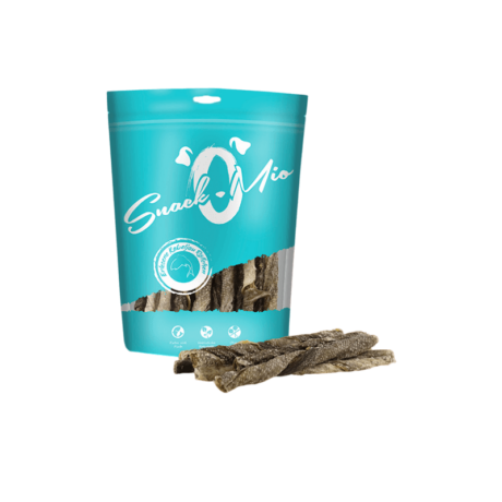 Composición y Componentes Analíticos: Composición: 99,5% bacalao, almidón de patata. Componentes analíticos: Proteína bruta 75%, contenido de grasa 2,5%, ceniza bruta 4%, fibra bruta 0,2%, humedad 16%. Recomendación de Alimentación: Administrar como refrigerio entre comidas. Proporcionar siempre suficiente agua potable fresca. SnackOMio: Amor y Sabor Marino en Cada Rollo