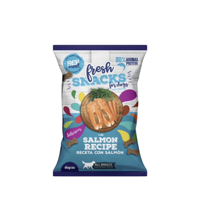 Snack Perro Salmón Semihúmedo Fresh. Bolsa azul de snacks con 80% proteína de salmón y zanahoria.